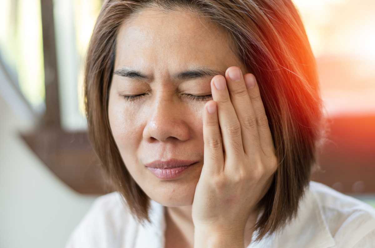 Jaw discomfort